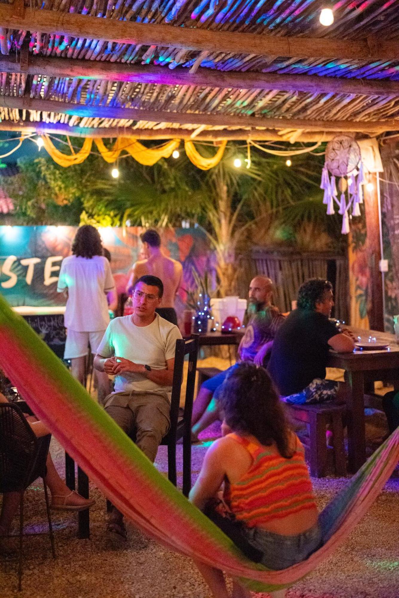 Mapache Hostel & Camping جزيرة هول بوكس المظهر الخارجي الصورة
